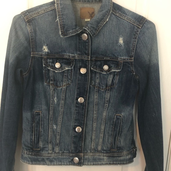 American Eagle Distressed Jean Jacket - Picture 2 of 2